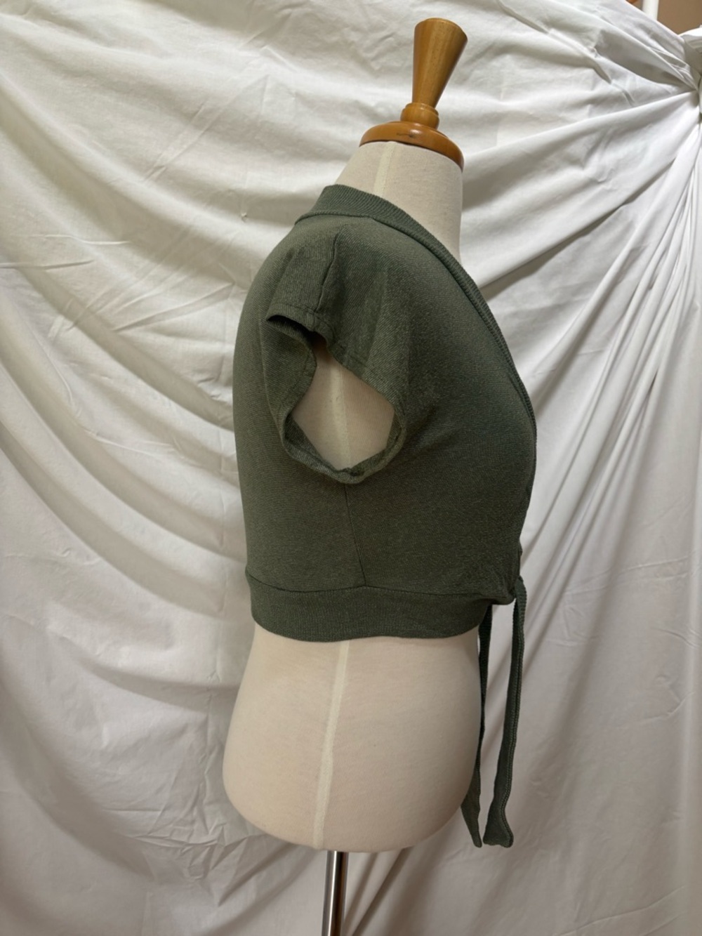 Michael Stars Green Shimmer Tie Front Crop Shrug Top OS ~ - Picture 2 of 5